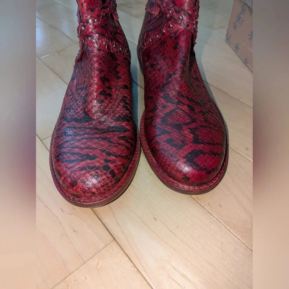 Free People Alamosa Red Snakeskin Moto Bootie BNWT Size 7.5 EU 38 $178 - Picture 8 of 8